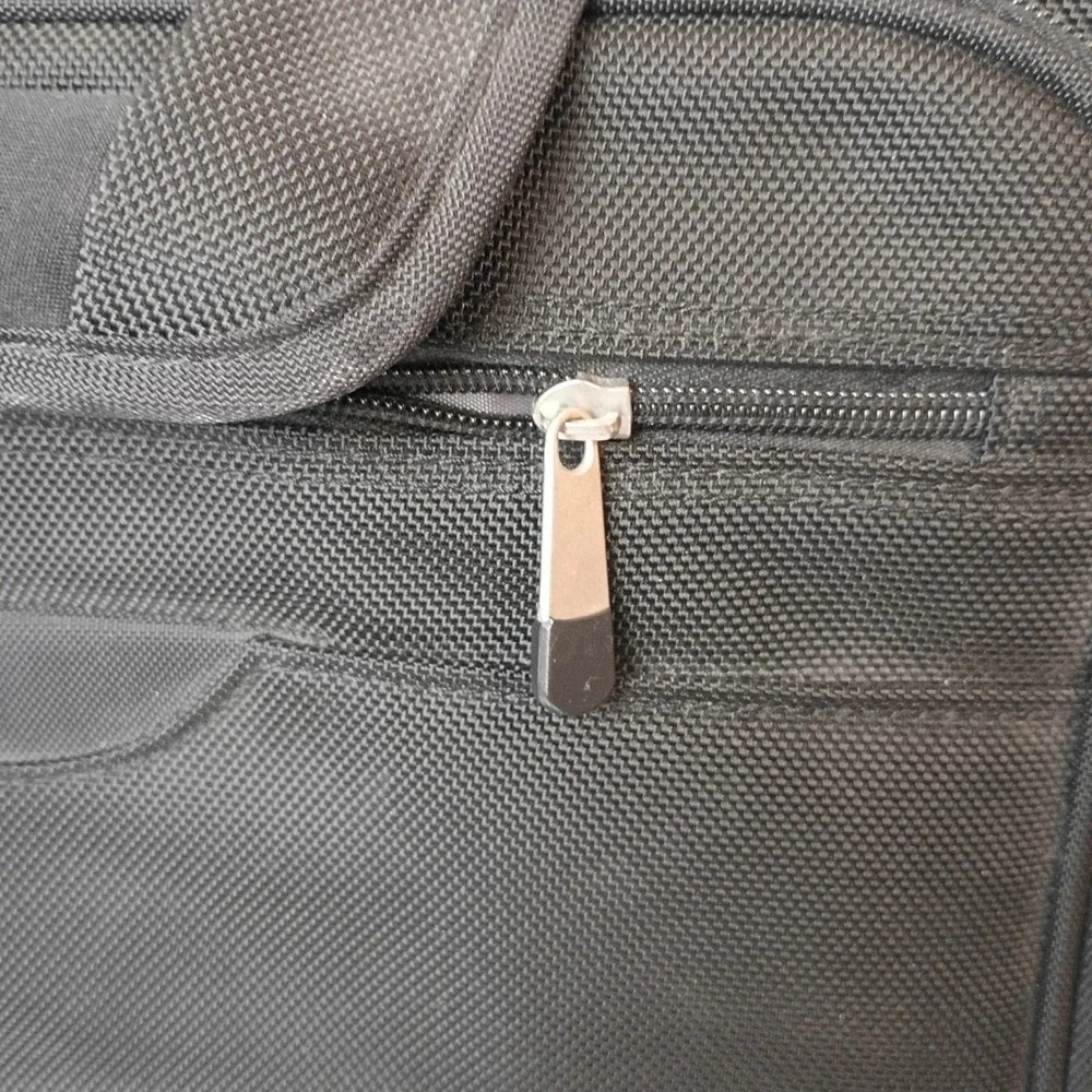 Dell Laptop Briefcase Black Bag fits up to 15.6'' laptop